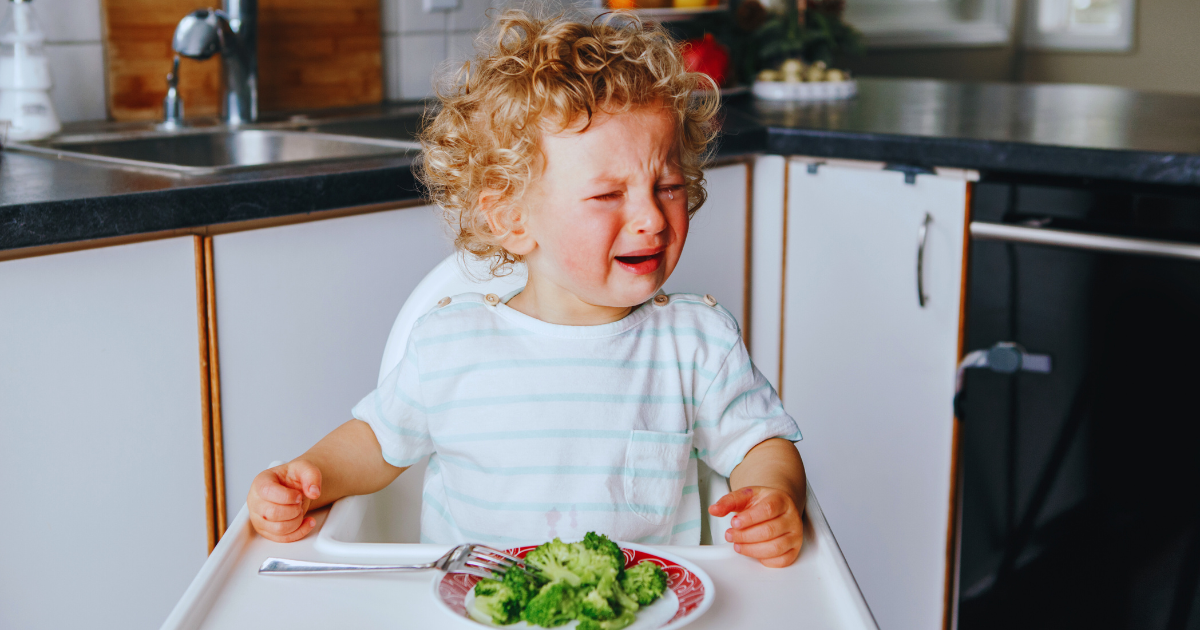 why baby cry refuse to eat solids