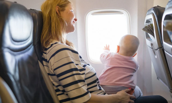 Packaging Tips for Baby Food on a Plane