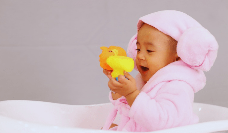 What Is a Sponge Bath for Babies?